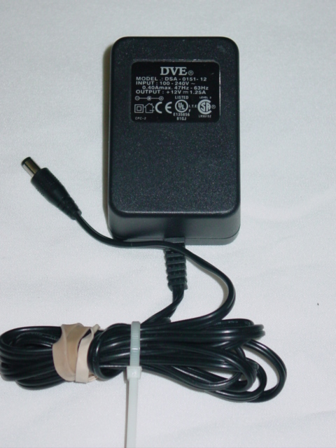 NEW DVE DSA-0151-12 AC Adapter 12V 1.25A 1250mA DSA015112